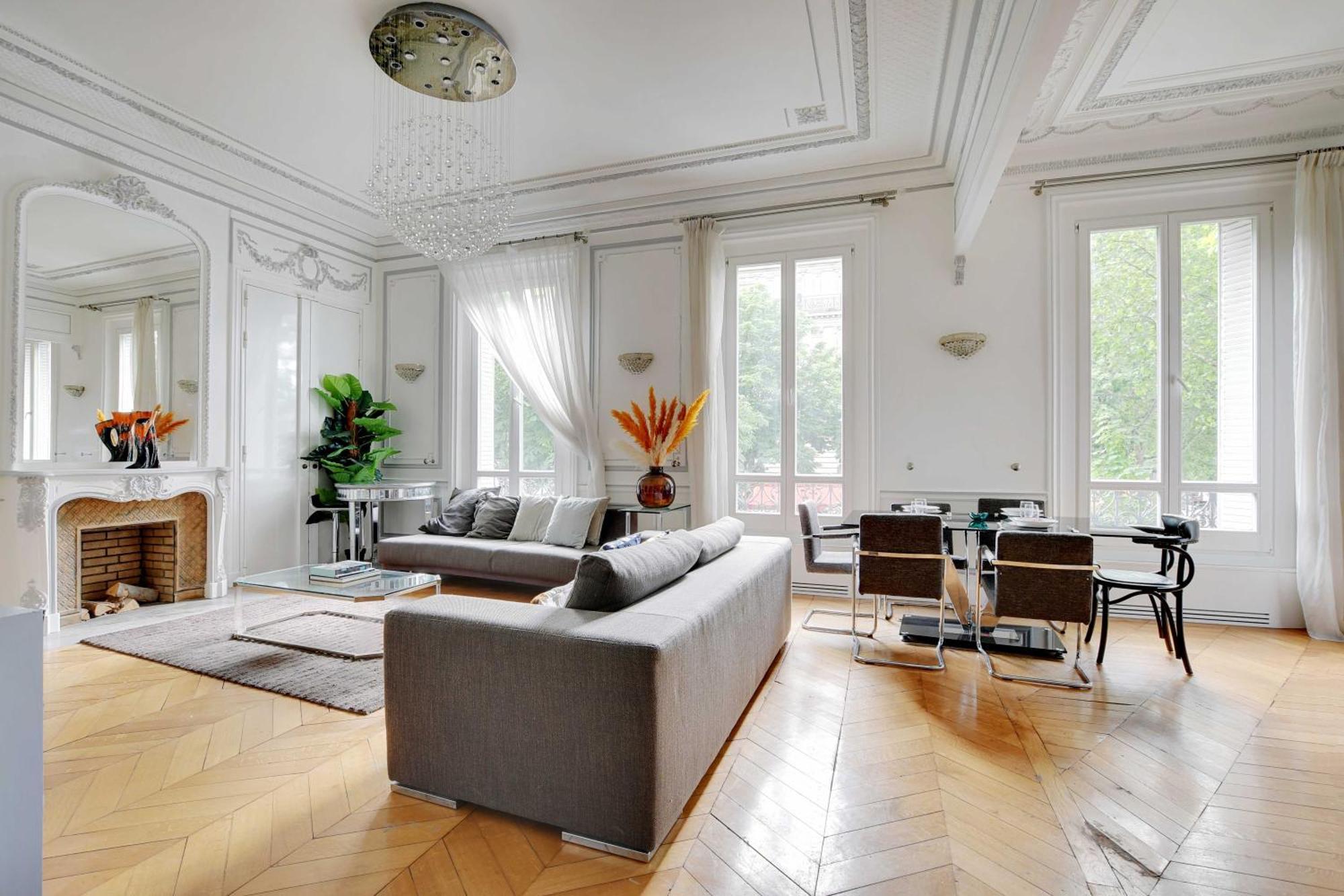 Apartment Magnificent Appt - 2bd-4p - Georges V - Champs-elysees *