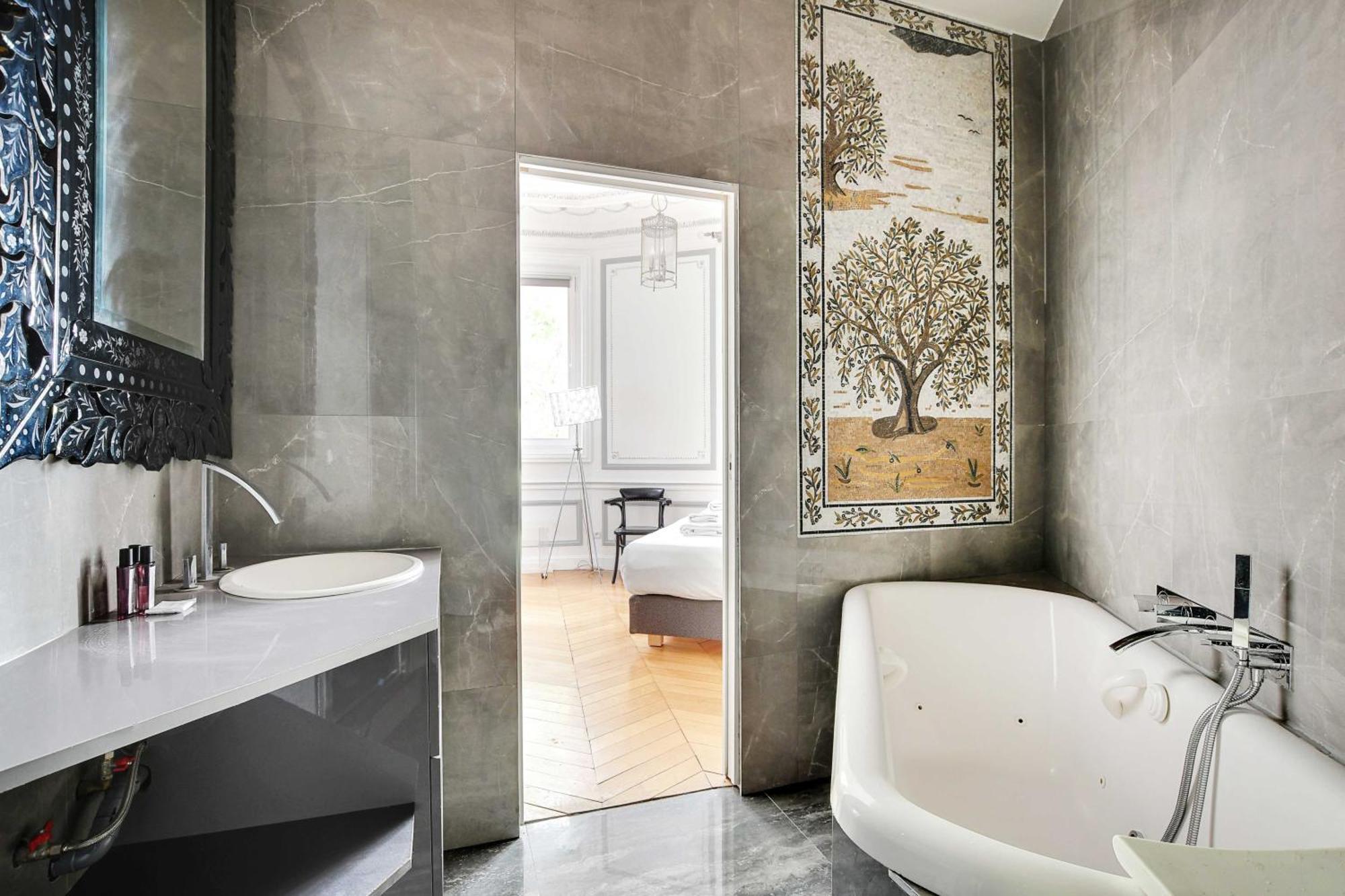 Apartment Magnificent Appt - 2bd-4p - Georges V - Champs-elysees