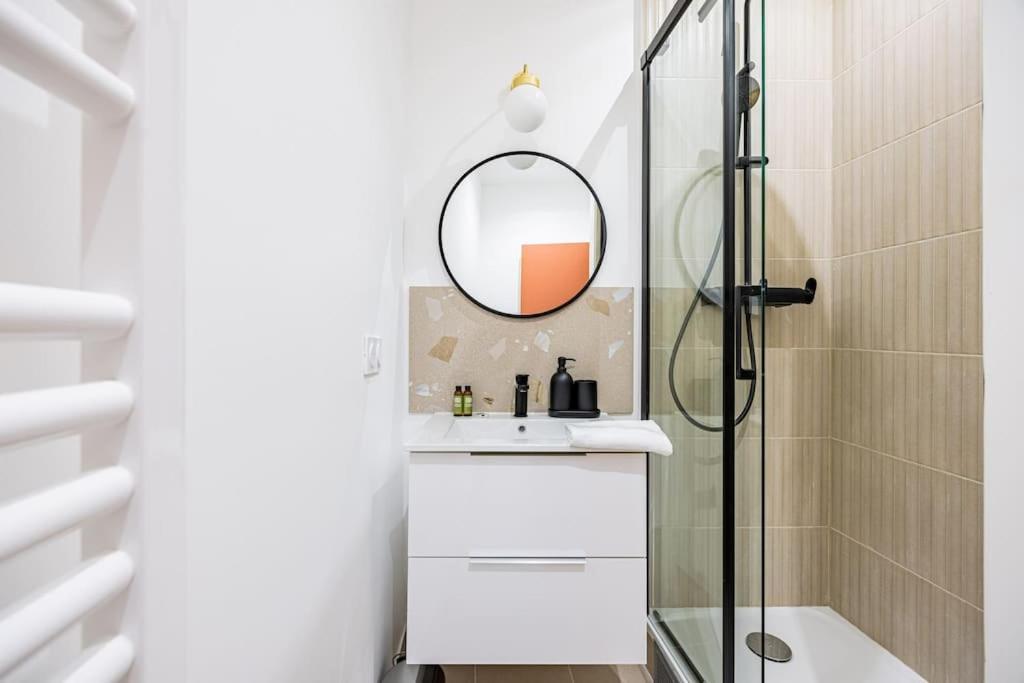 1 Chambre#tour Eiffel#champ De Mars#paris 7 Appartement