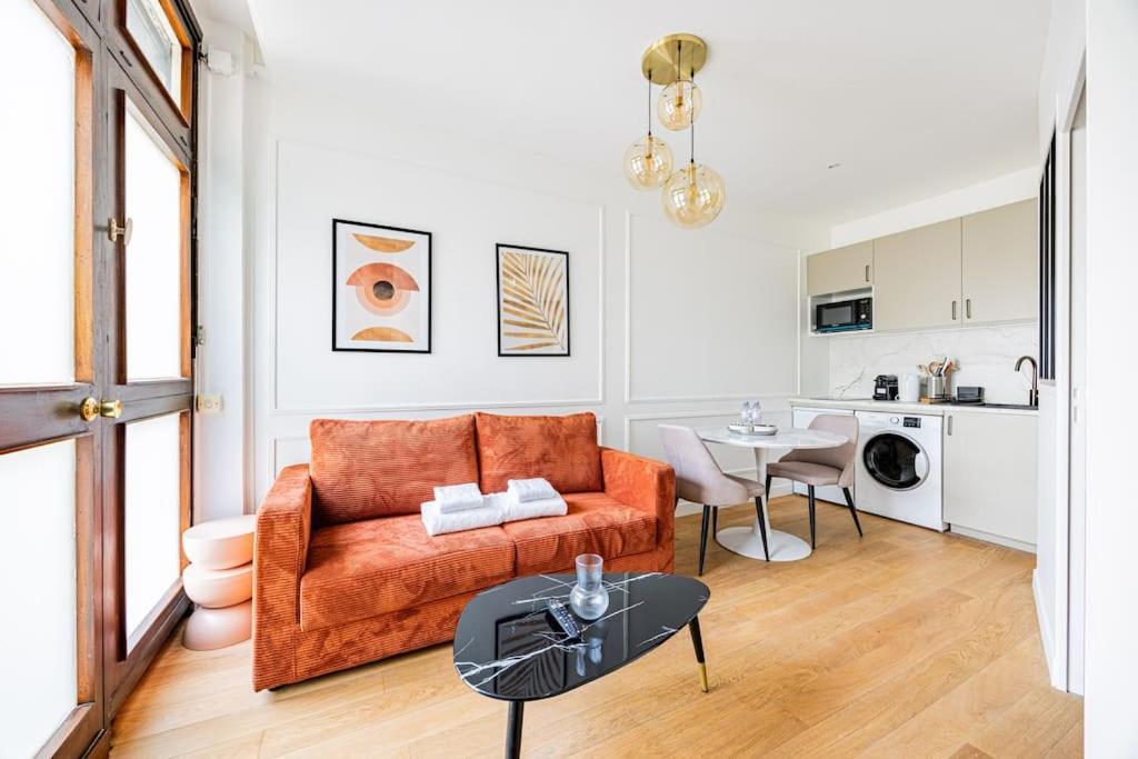 Appartement 1 Chambre#tour Eiffel#champ De Mars#paris 7 *