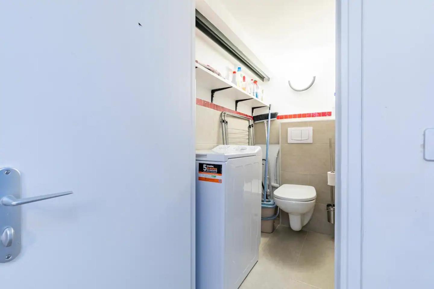 Apartment Gare Du Nord Confortable Pied A Terre Avec Patio