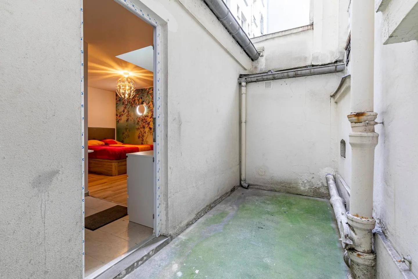 Apartment Gare Du Nord Confortable Pied A Terre Avec Patio