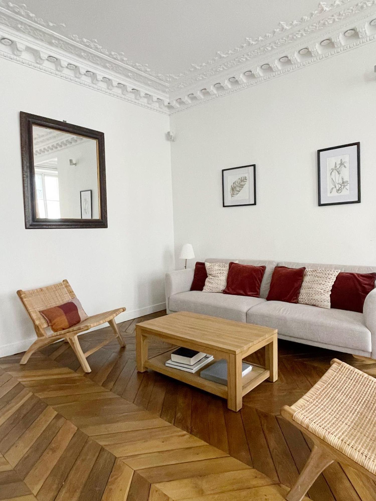 Spacious 3br Flat / Madeleine Apartment *