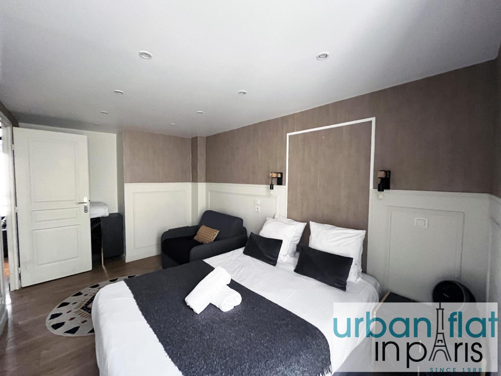 Urban Flat 13 - Pretty 2 Bedroom Parisian Flat Apartment