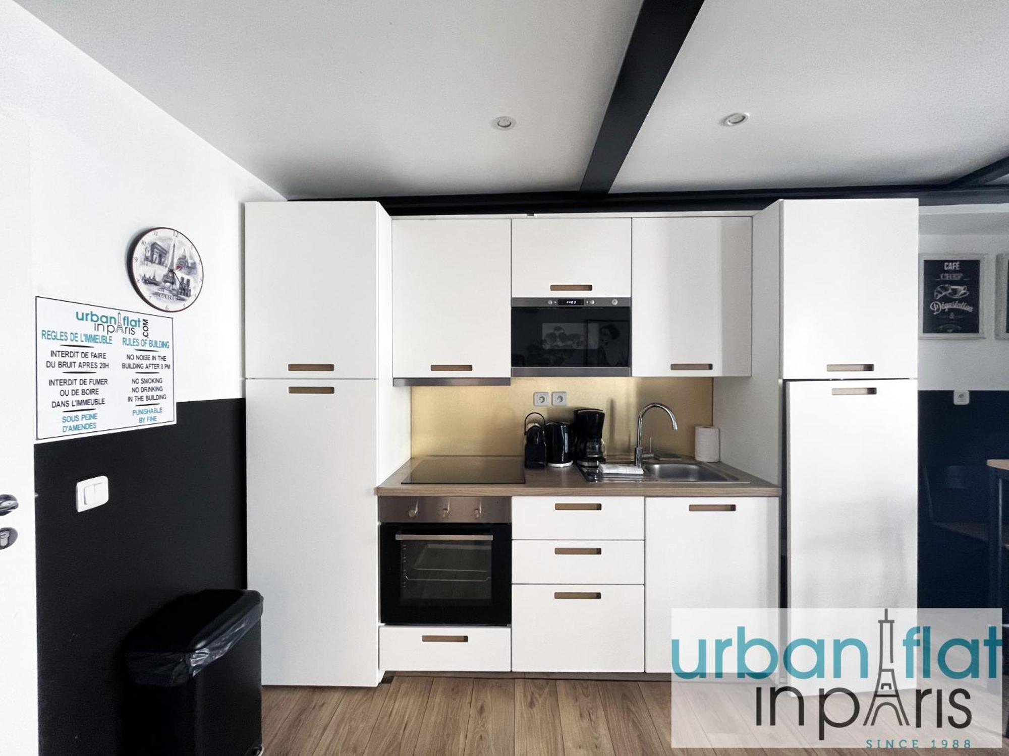 Apartment Urban Flat 13 - Pretty 2 Bedroom Parisian Flat *
