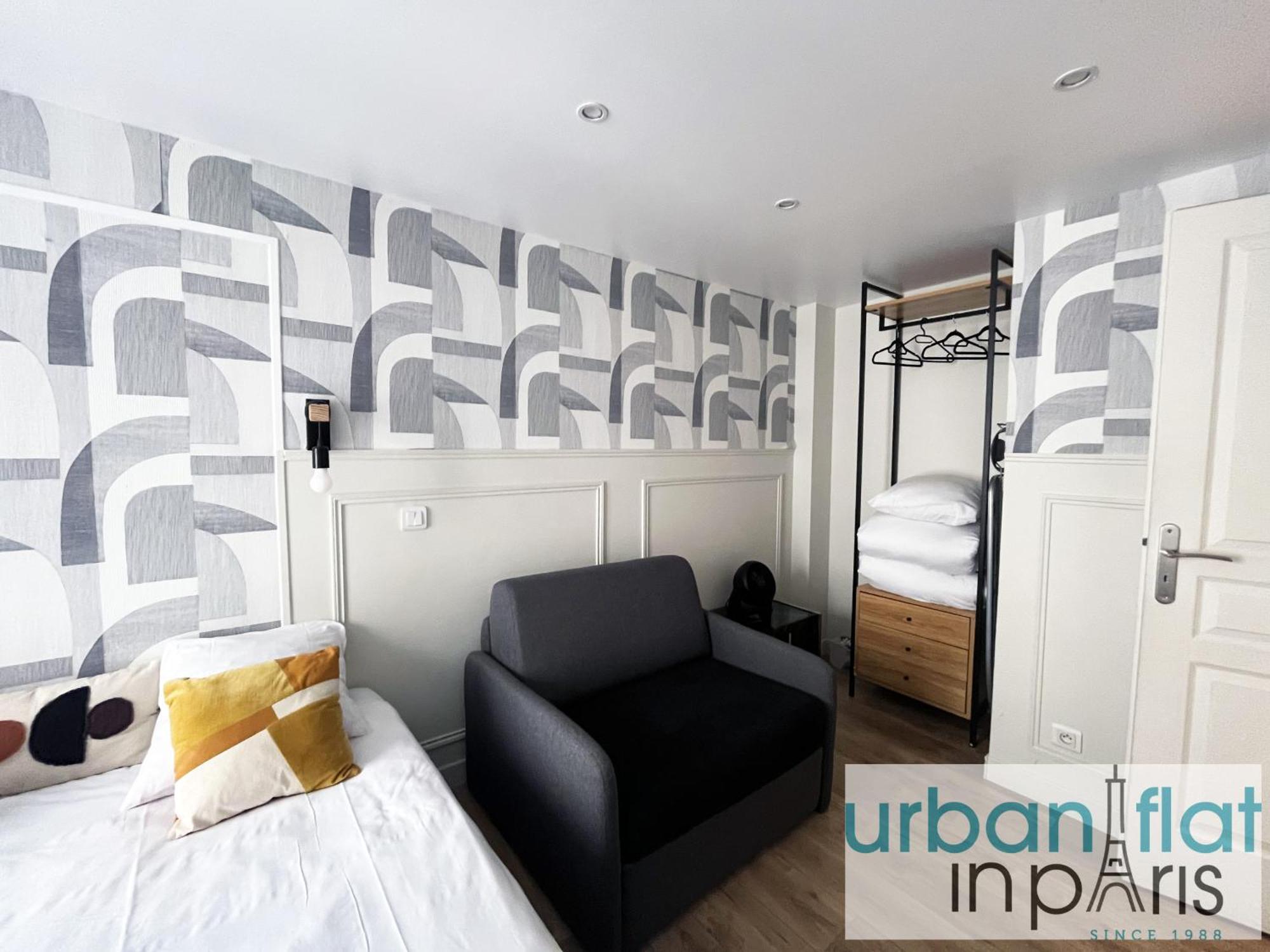 Urban Flat 13 - Pretty 2 Bedroom Parisian Flat *
