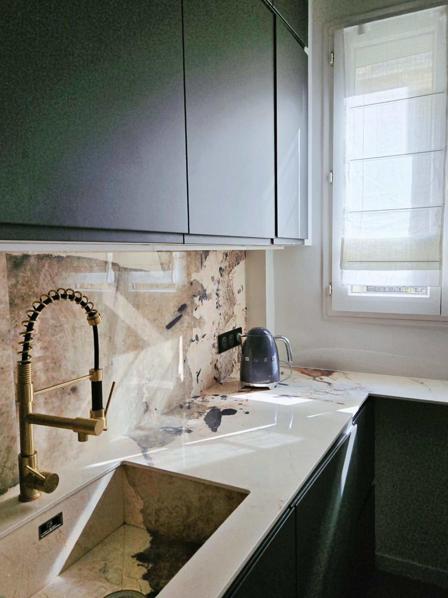 Apartment Luxury At Heart Of *