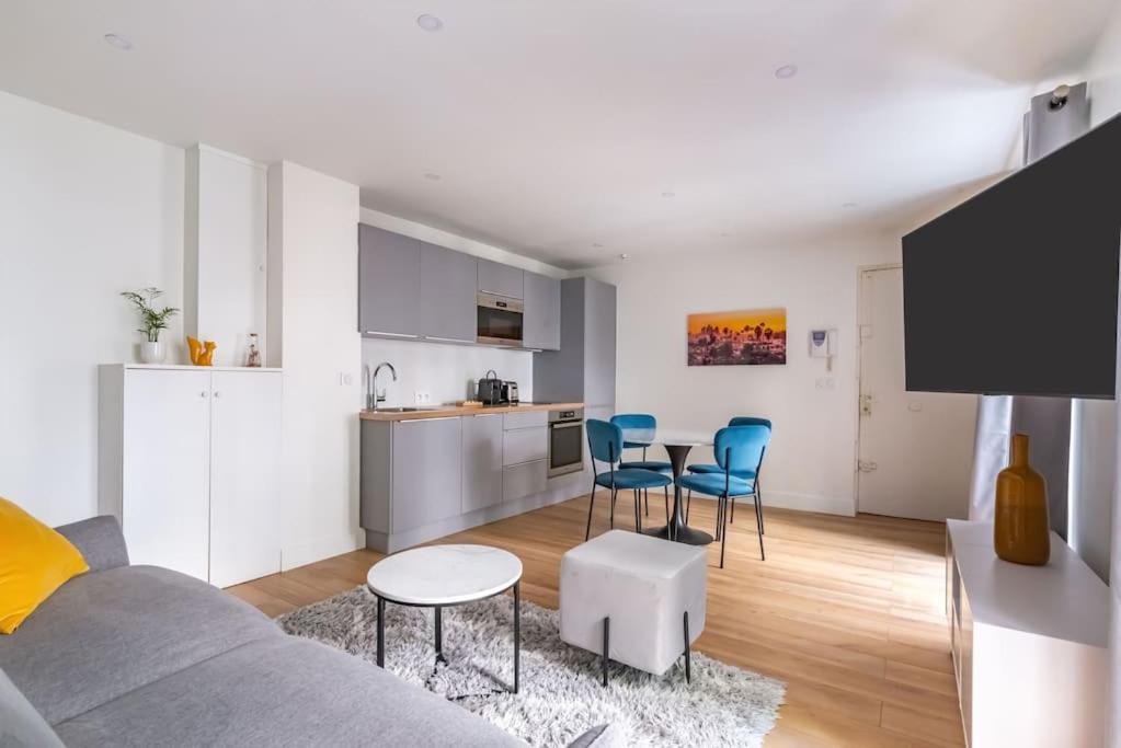 Renovated Close To Opera Apartment *