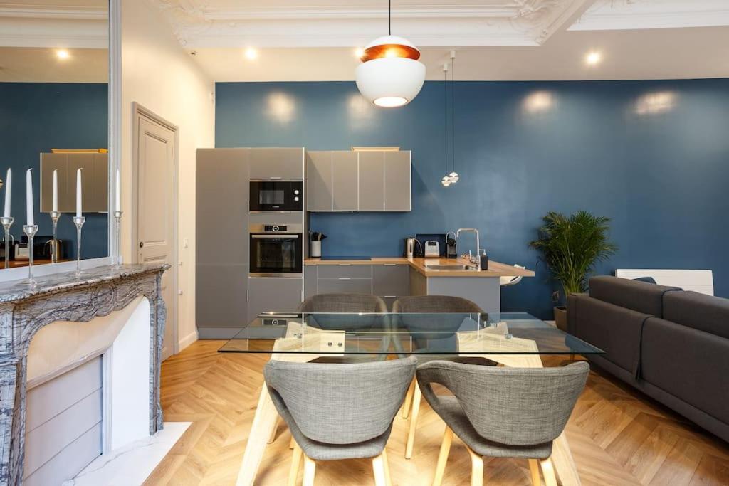 Renovated Spacious Parisian Near La Madeleine Apartment