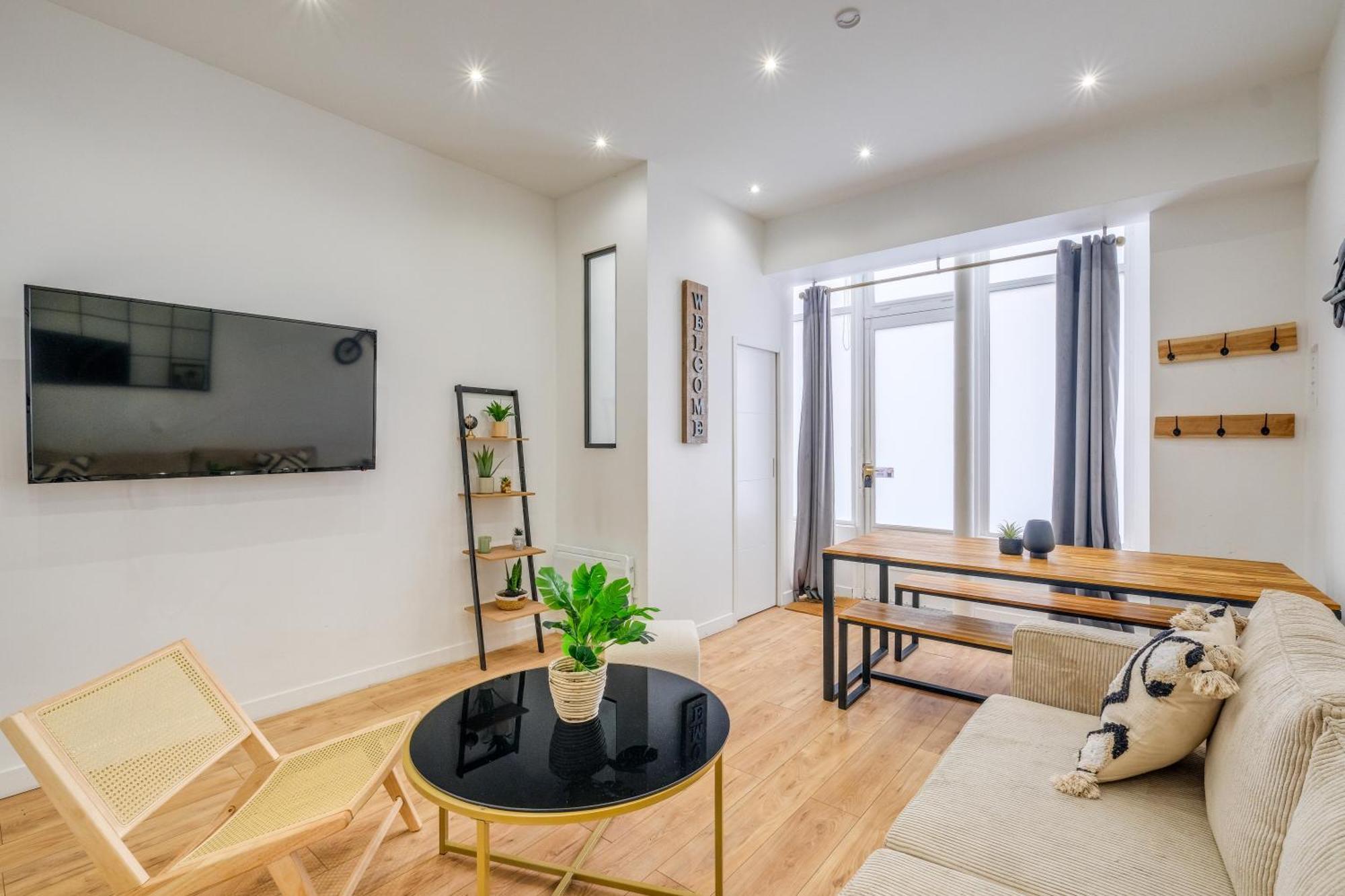 Apartment Notre Dame, Odeon 5e, Triplex 2 Salles De Bain *