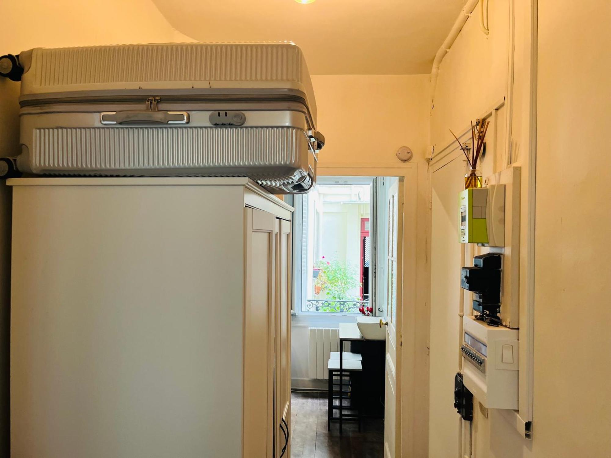 Homestay In Montmartre, Paris, Near Sacre-coeur Read Host Profile For Booking Paris