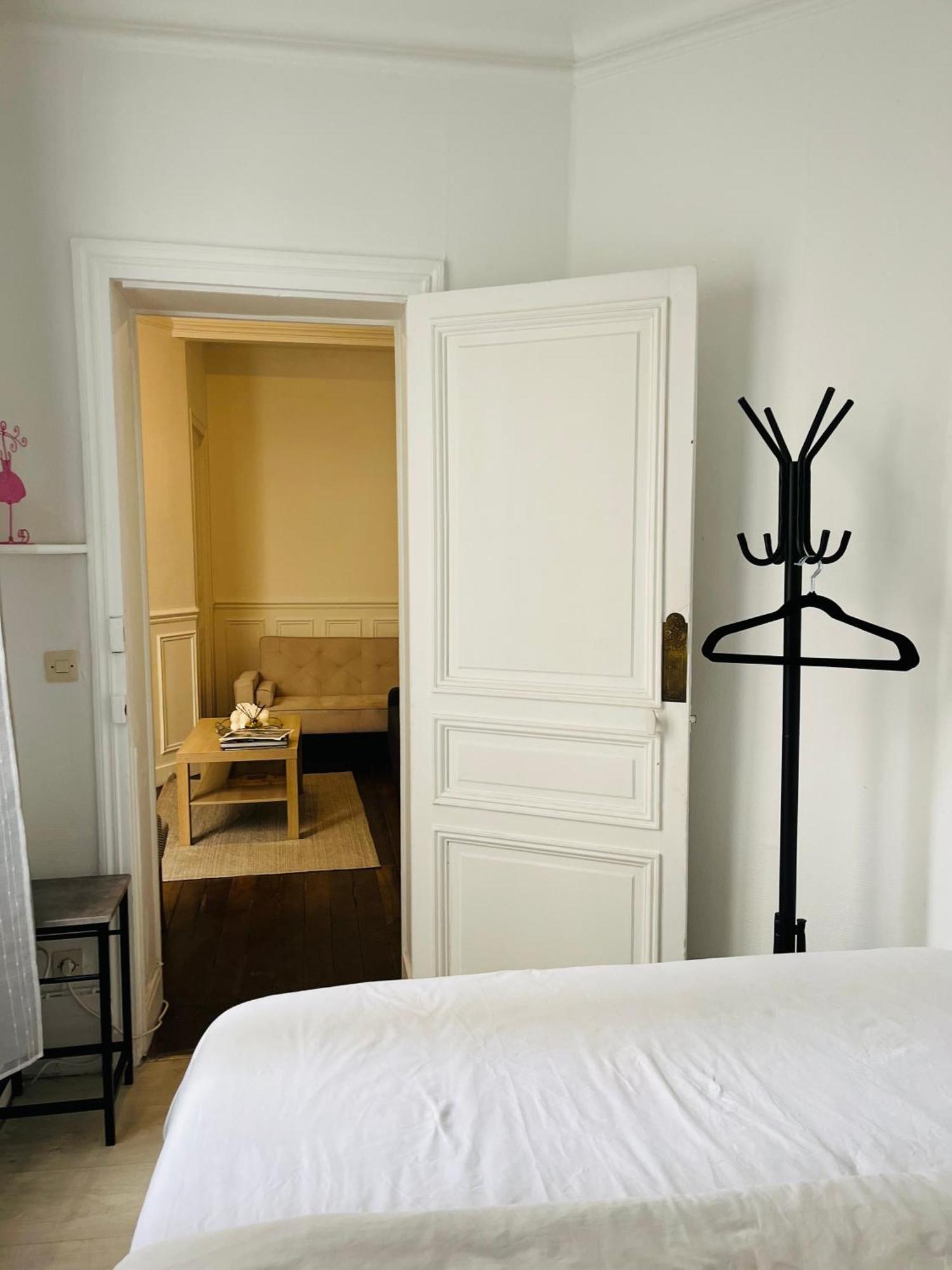 In Montmartre, Paris, Near Sacre-coeur Read Host Profile For Booking * Paris