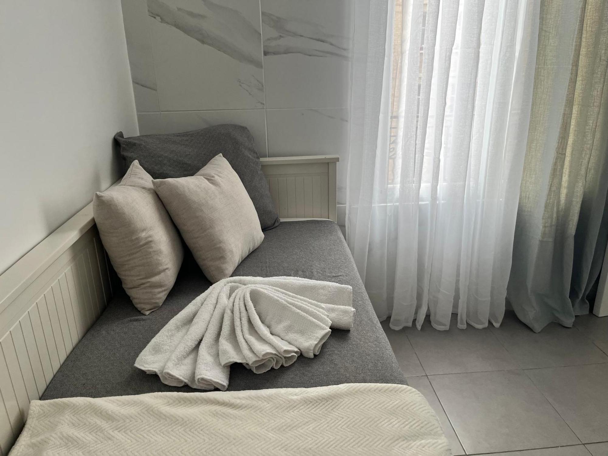 Apartment Parisien Au Coeur Du 15e Arrondissement *