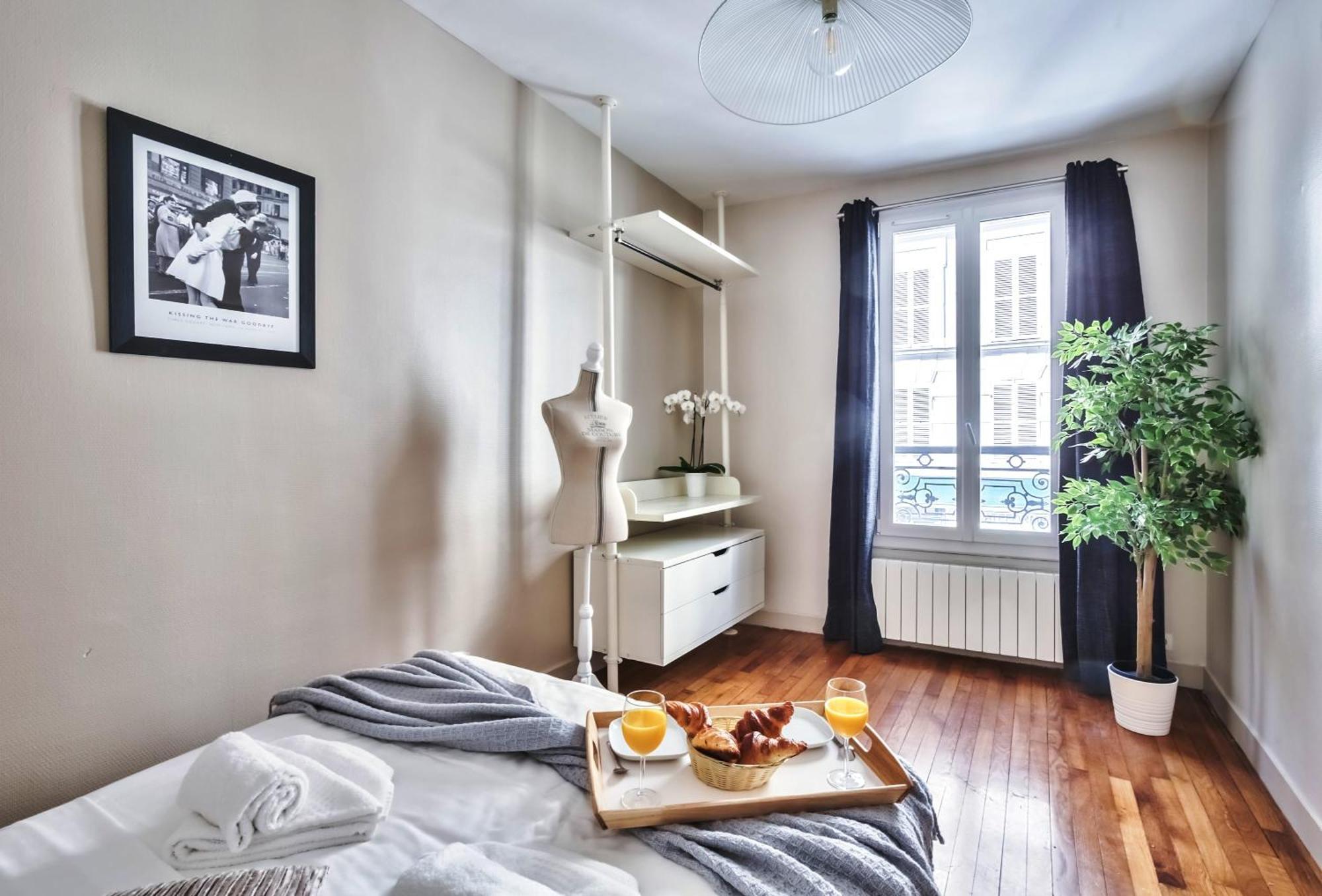 831c Friendly Property In Apartment *