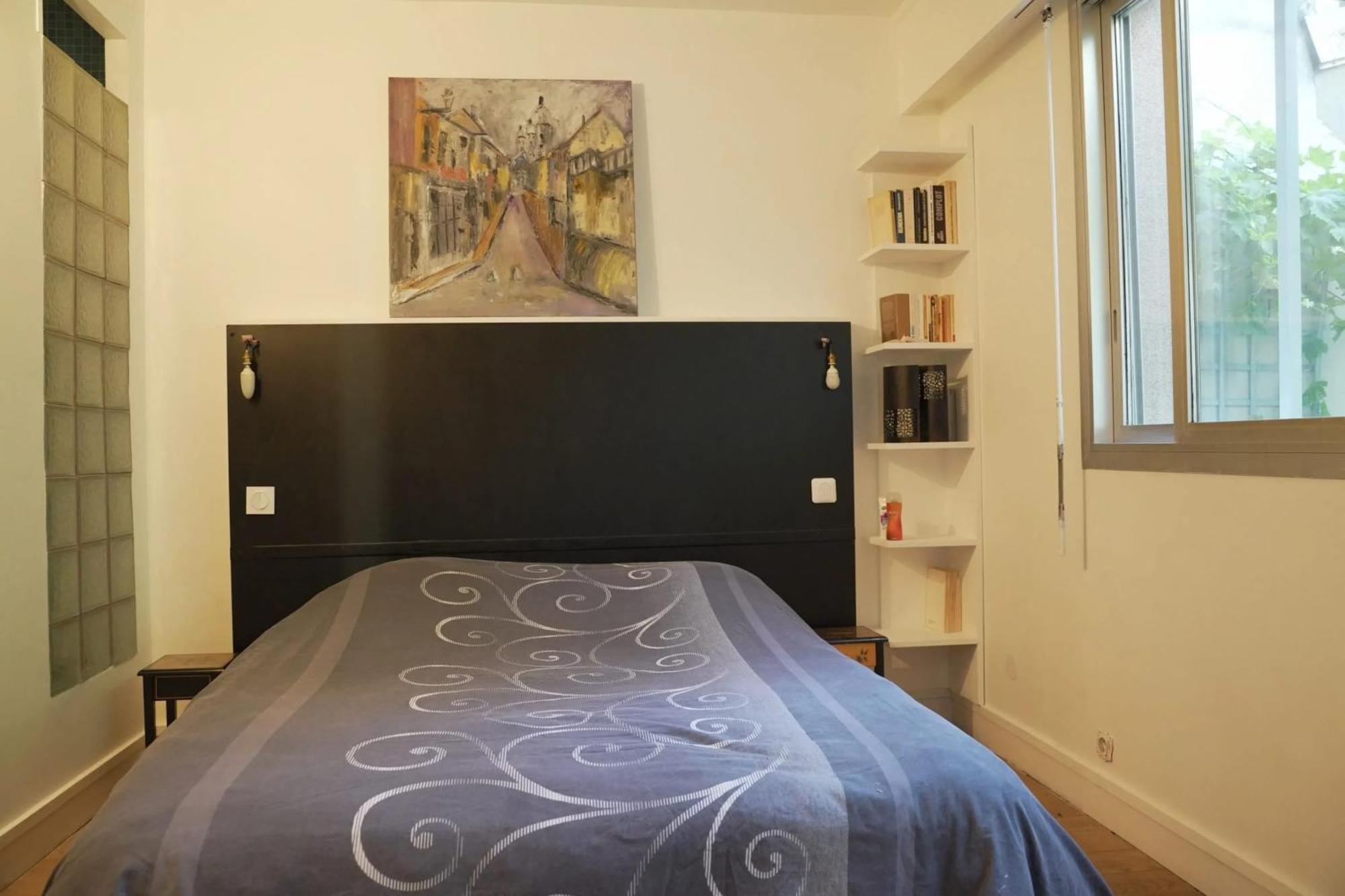 A Pres De Montmartre 48m² Avec Terrasse *