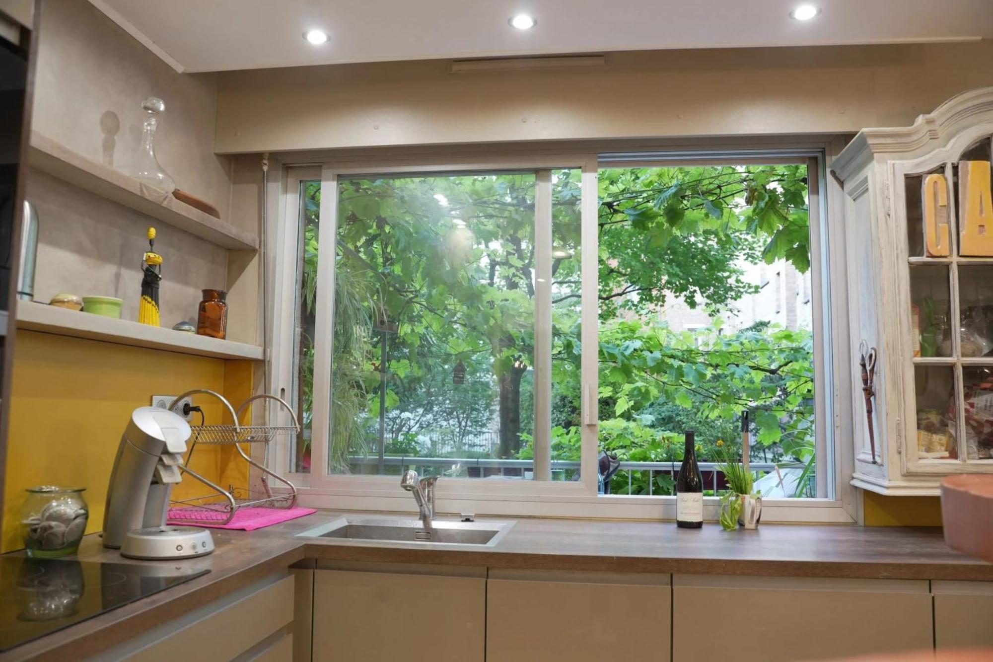 A Pres De Montmartre 48m² Avec Terrasse * Paris