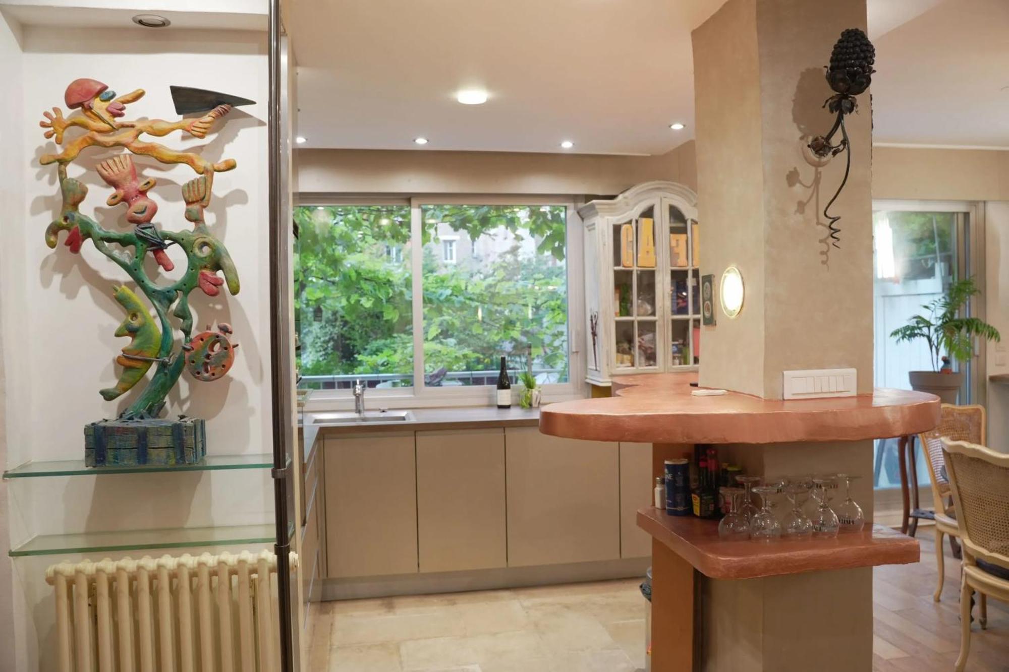 A Pres De Montmartre 48m² Avec Terrasse Apartment