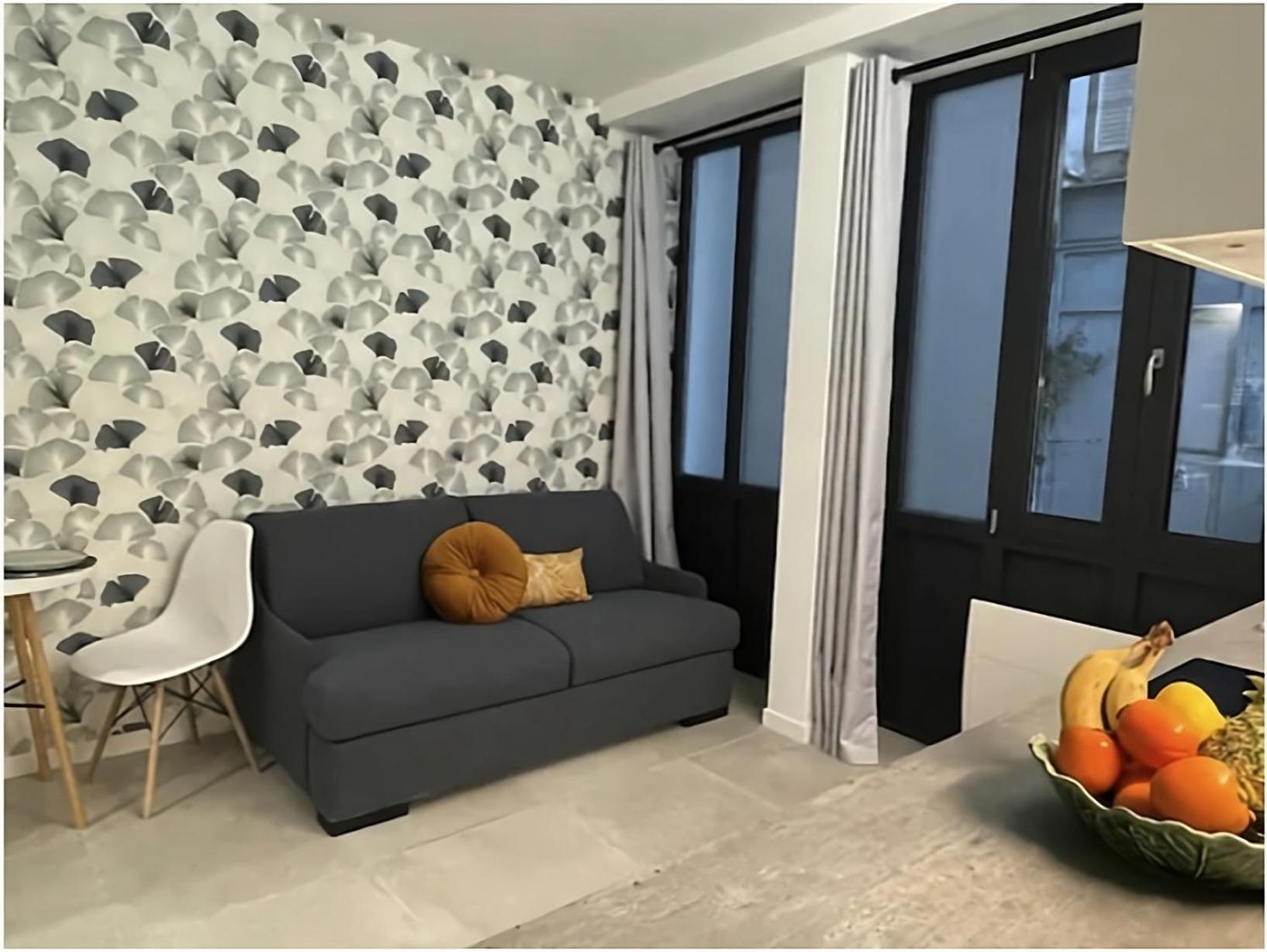 Modern In The Heart Of Apartment