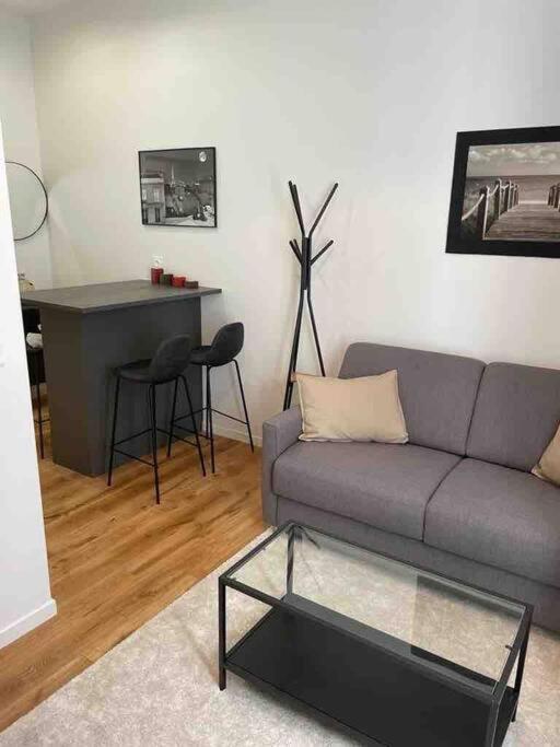 Brand New Flat Eiffel Tower Apartment Paris
