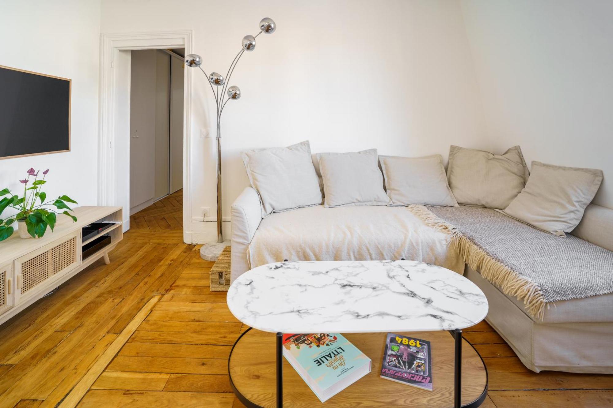 Bright & Serene 1bd Retreat Canal Saint-martin Apartment
