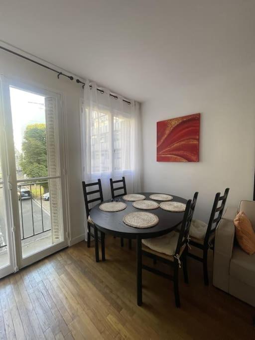 Charmant Xvie- Avec Balcon! Paris