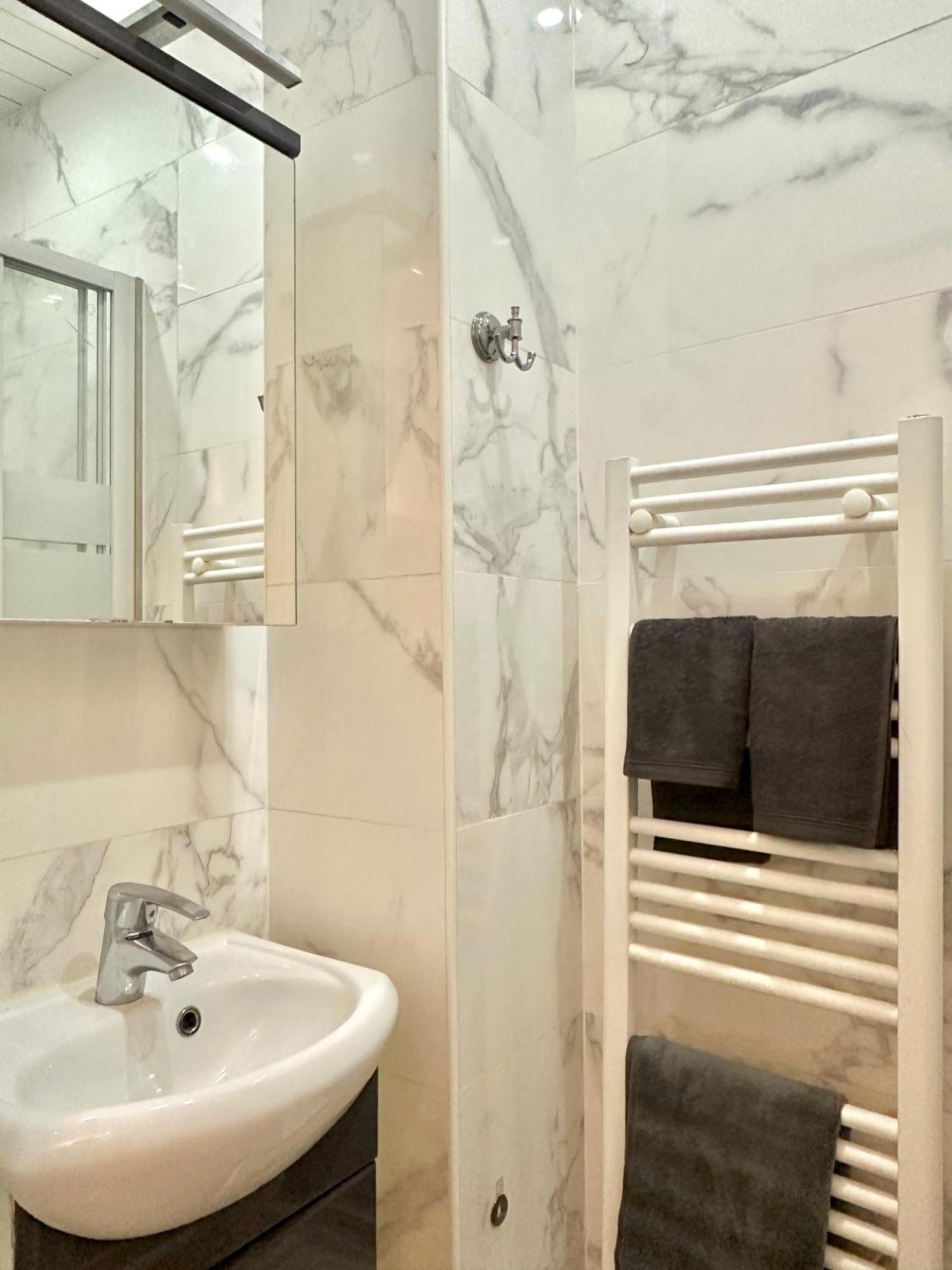 Apartment Chic & Modern In Centre Rambuteau