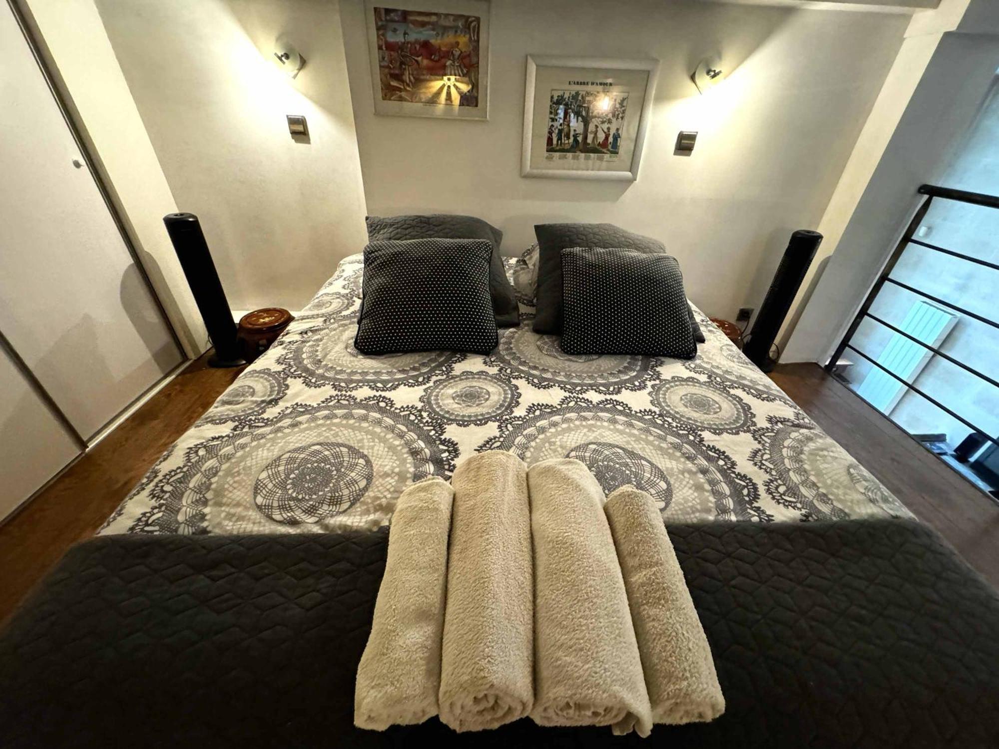 Veda - Loft In The Heart Of - Louvre Apartment