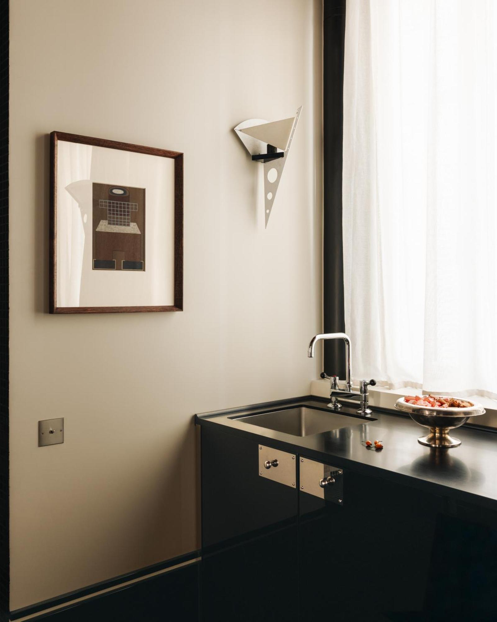Apartment Pied A Terre Oberkampf Paris