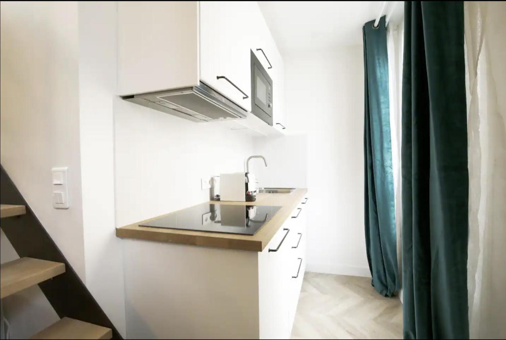 Enchanting Parisian Apartamento