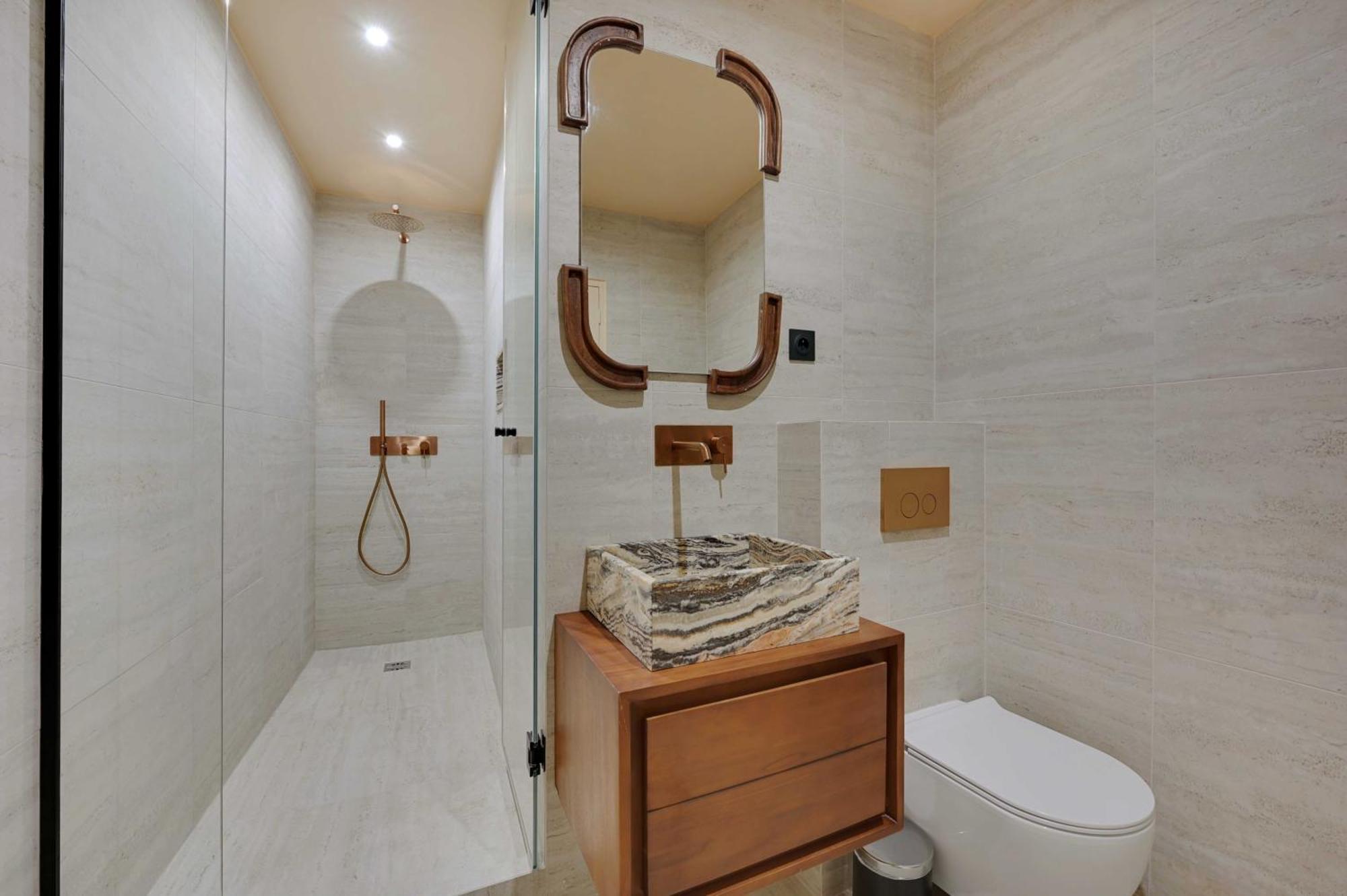Exceptional - 4br-8p- Le Marais Apartment Paris