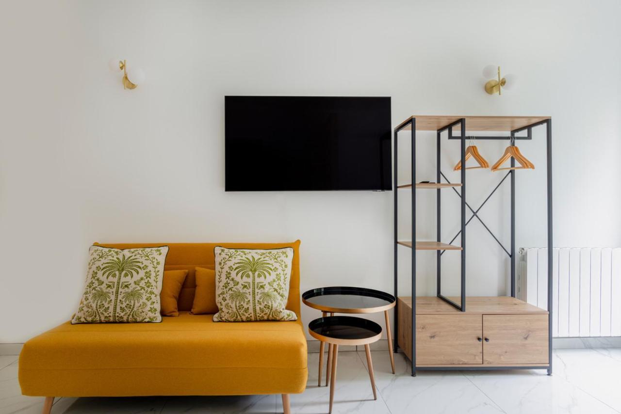 Modern Next Arc De Triomphe Apartment *