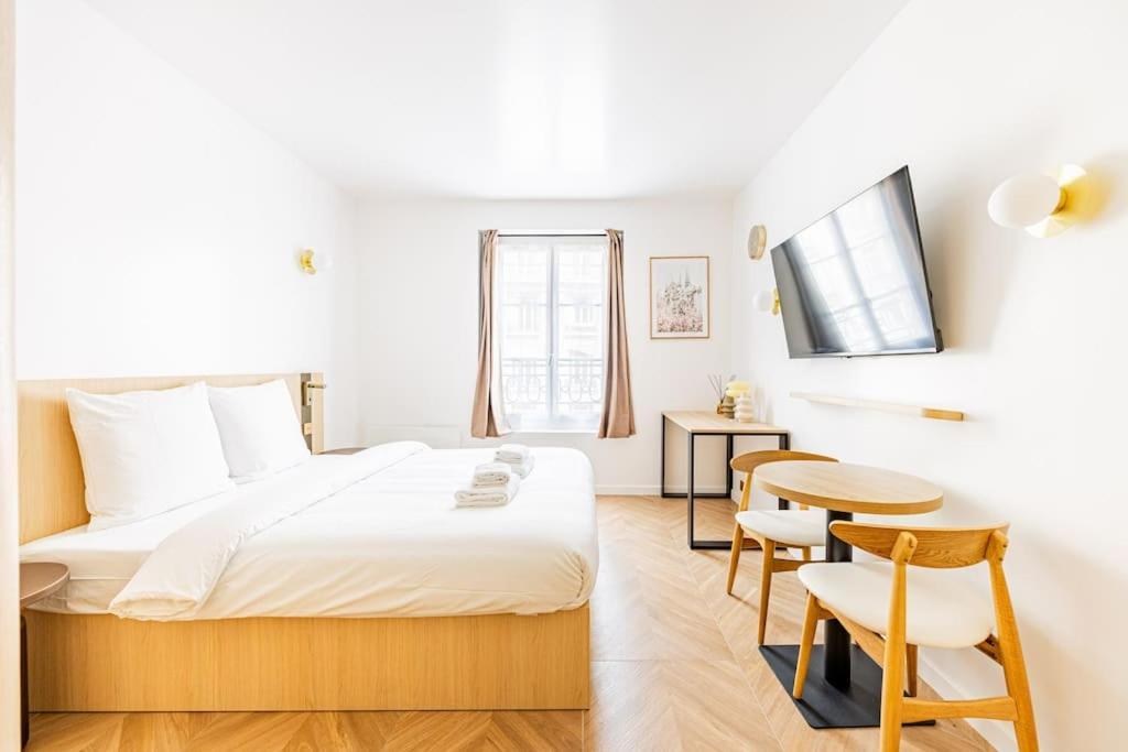 154 Luxueuse-etienne Marcel-chatelet-paris 3 Paris