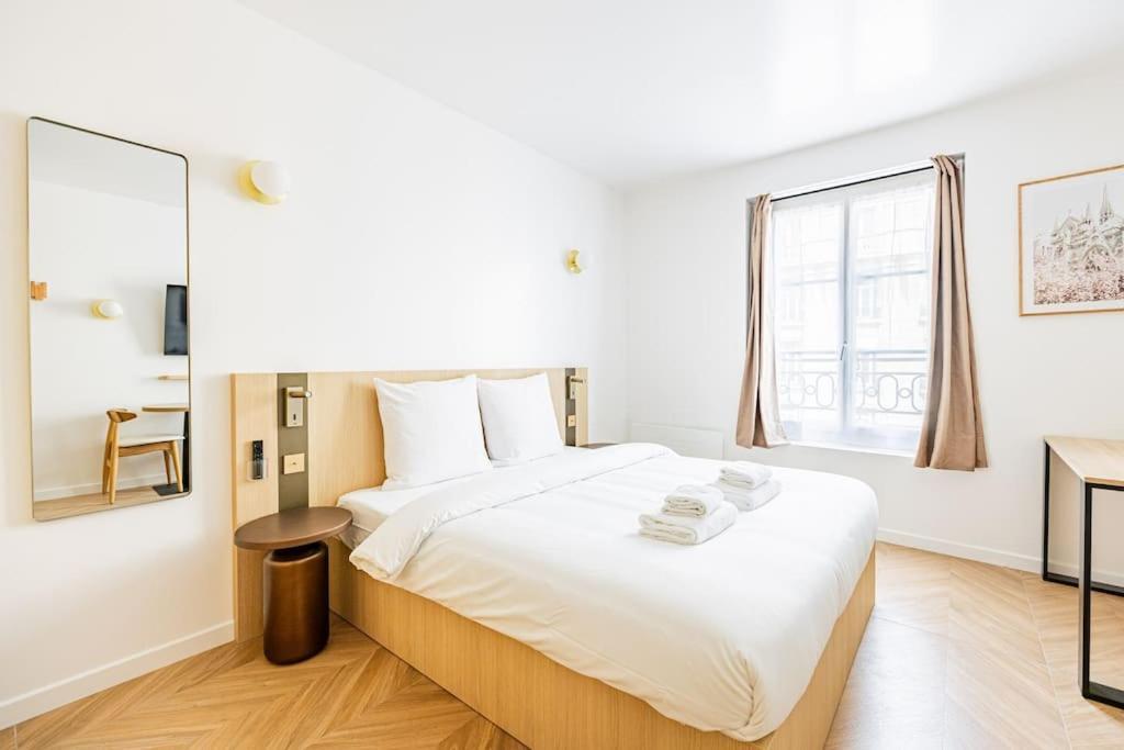 154 Luxueuse-etienne Marcel-chatelet-paris 3 Paris