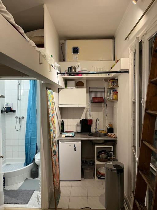 Studio Charmant Sur Cours Apartment