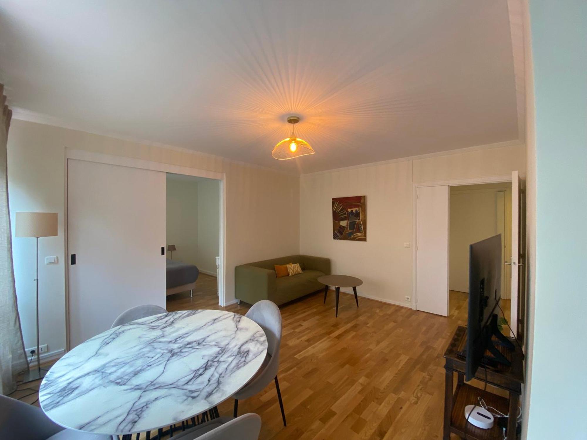 Apartment Jardin Cambronne Tour Eiffel Paris
