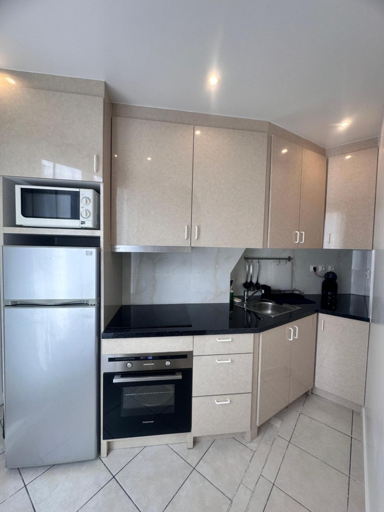 Belleville Apartment