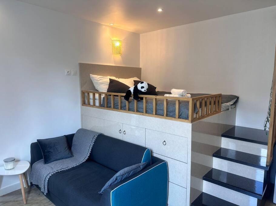 Belleville Apartment