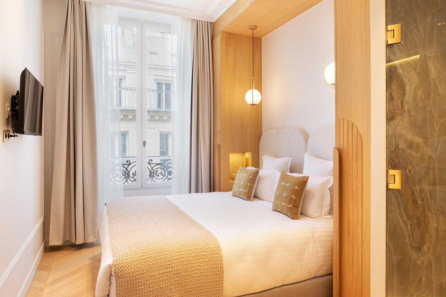 Maison Galante's With Services In La Madeleine - Opera * Paris