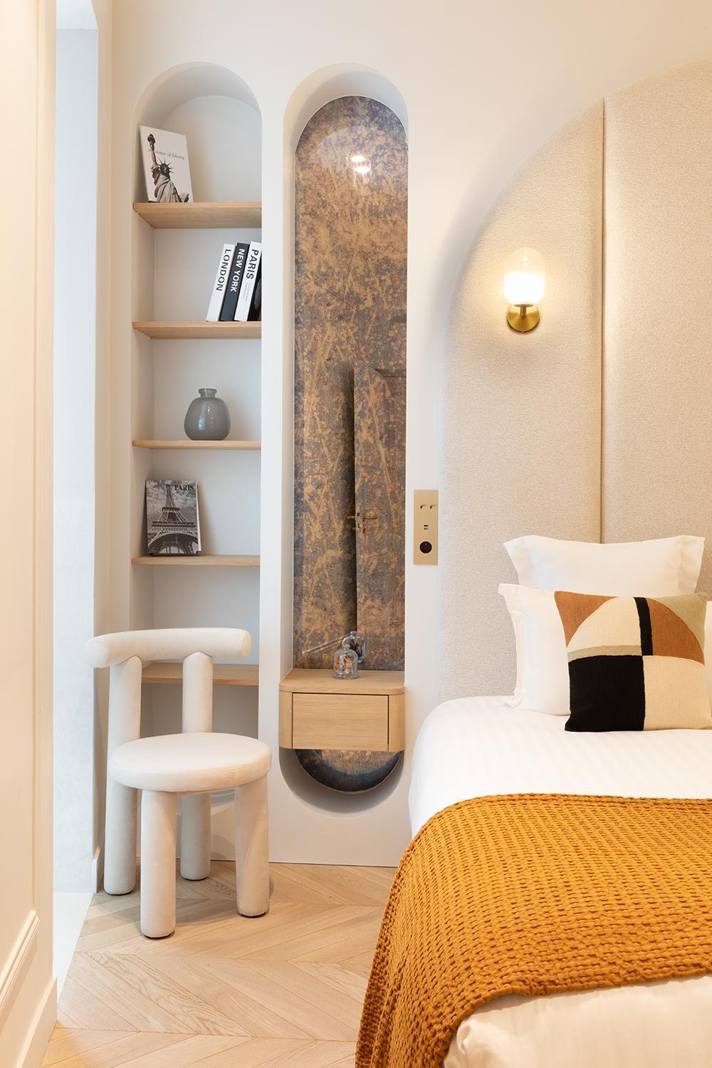 Maison Galante's With Services In La Madeleine - Opera Apartment