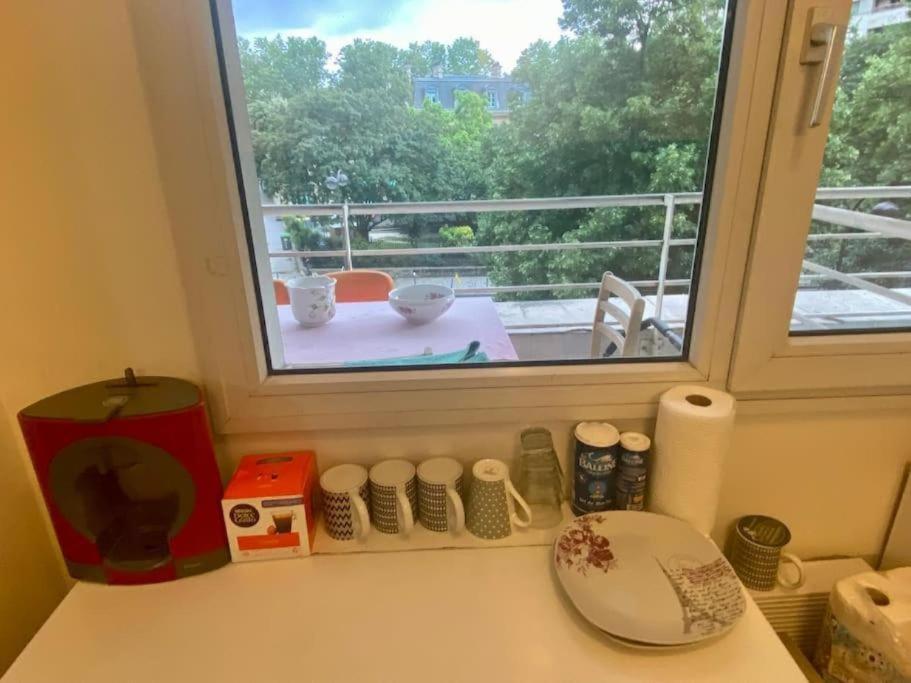 Cosy A Balcon Tour Eiffel Et Parking