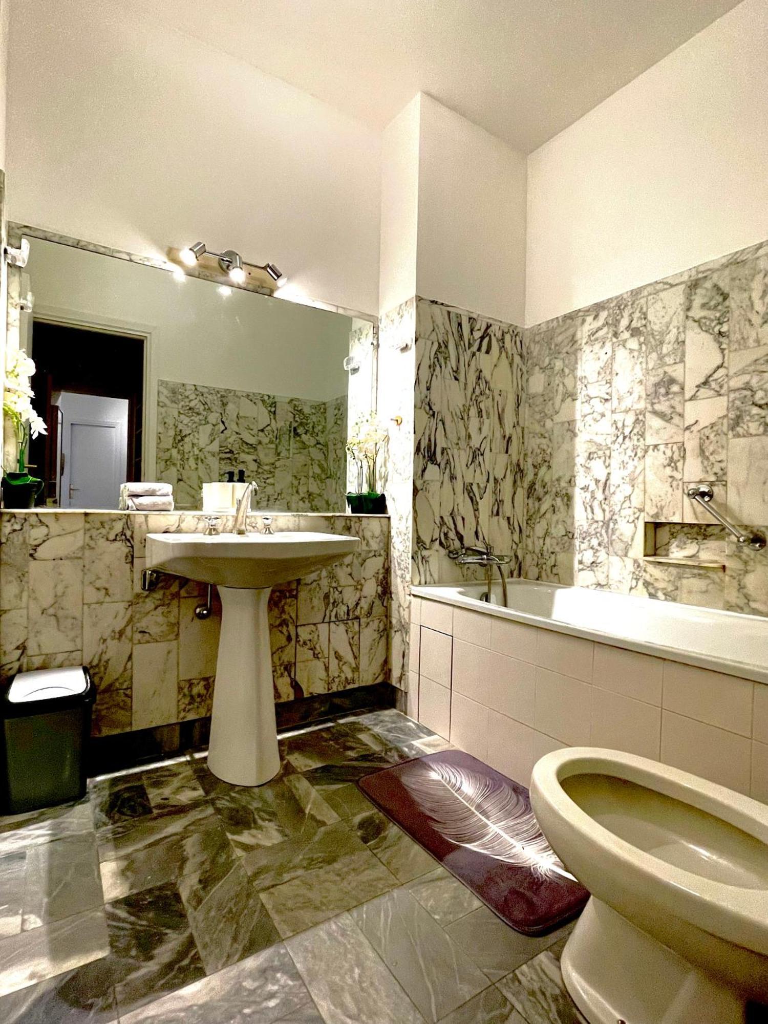 Champs Elysees 4 Apartment Paris