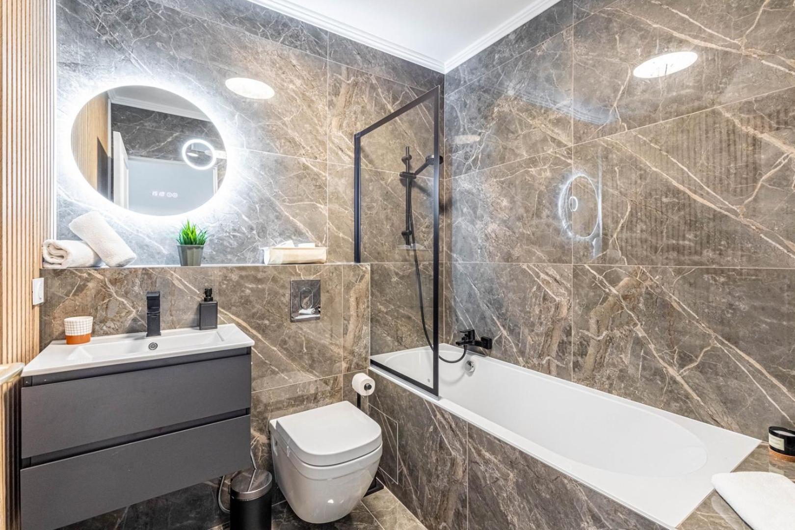 Guestready - Moderne Pres De L'arc De Triomphe Apartment *