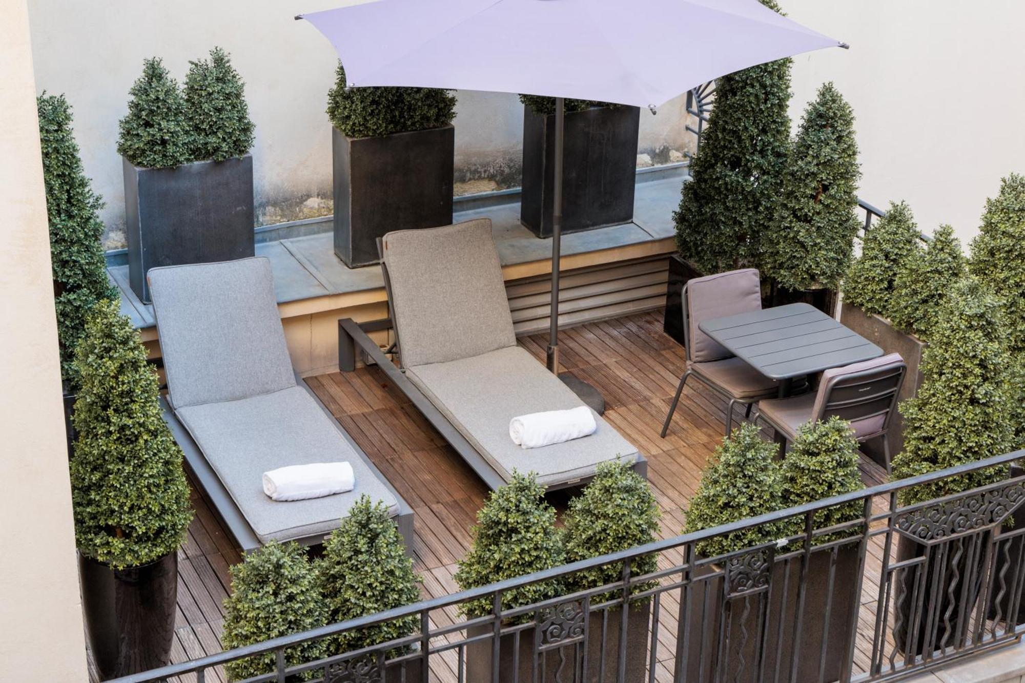Montaigne Hotel Paris