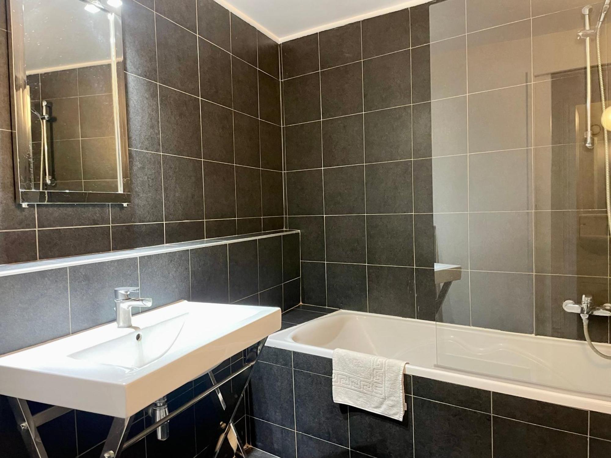 Apartment Elegant Triplex - Tour Eiffel Invalides Paris