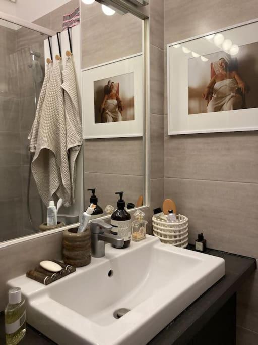 Apartment Cosy In Montmartre 2-3 People - Hausmann Style
