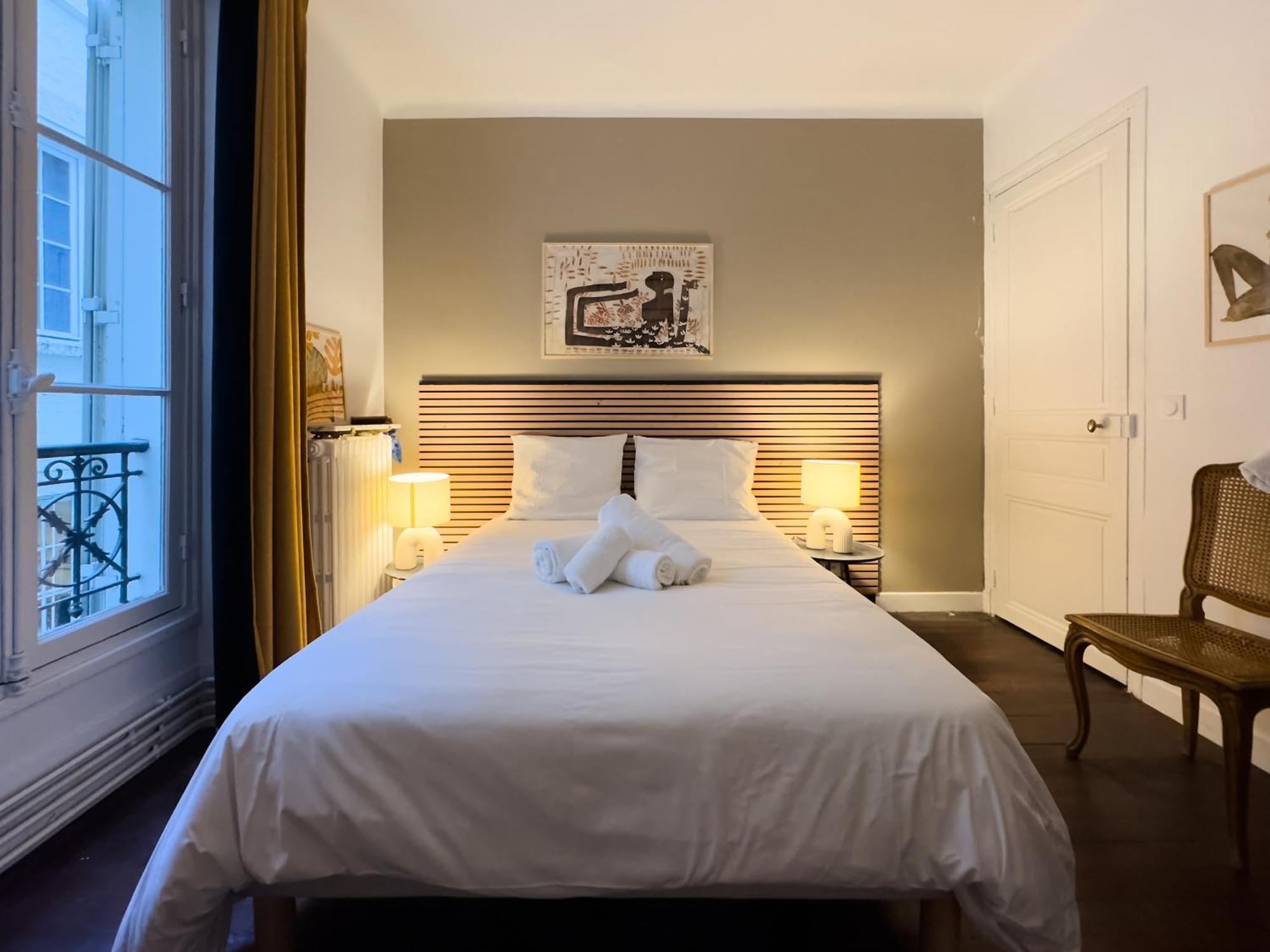 Penbed-2br- Lovely Parisian Near Bastille