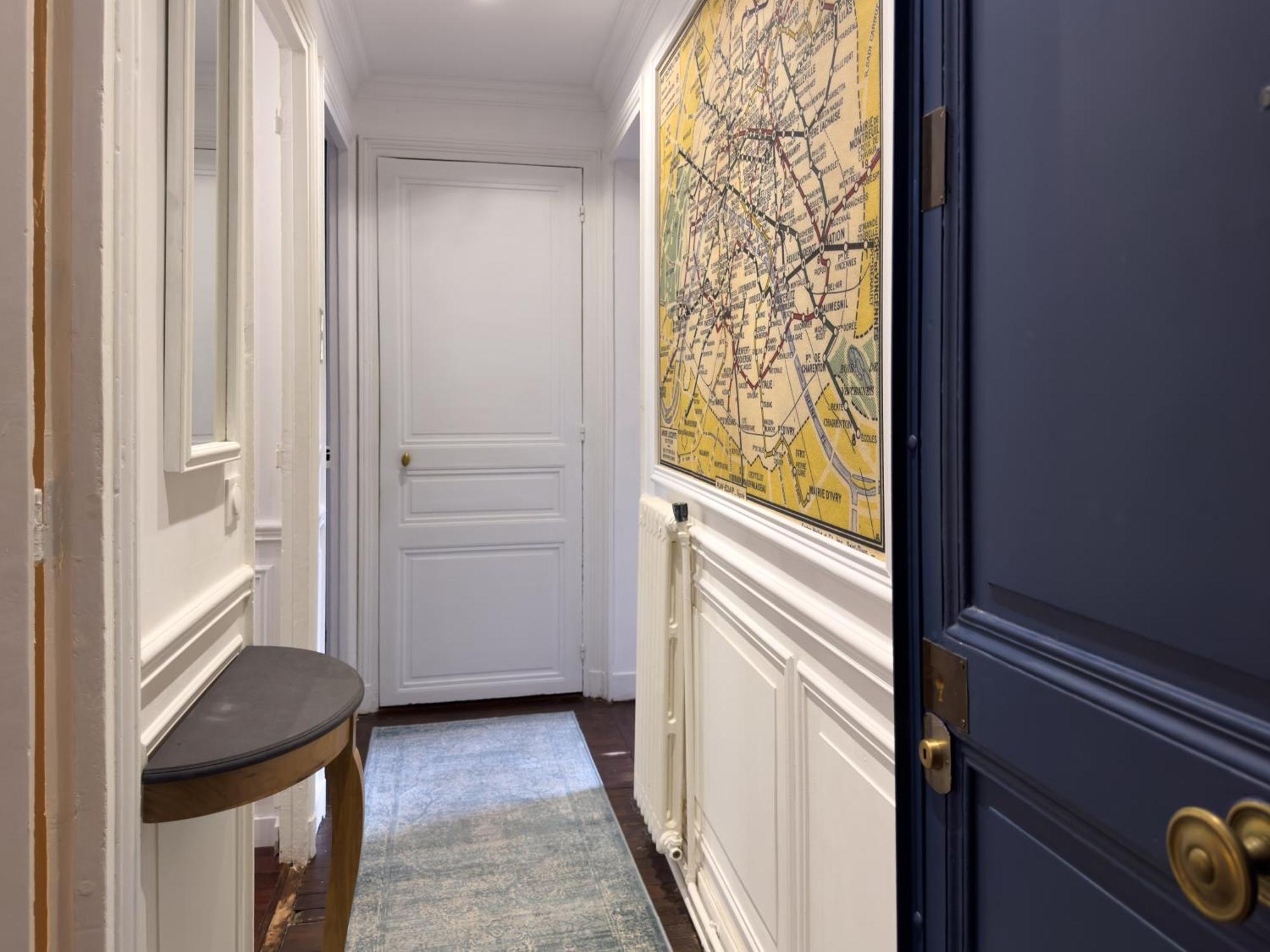 Penbed-2br- Lovely Parisian Near Bastille