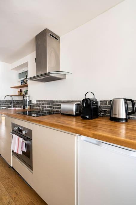 Apartment Moderne Renove Et Spacieux, Au Coeur De