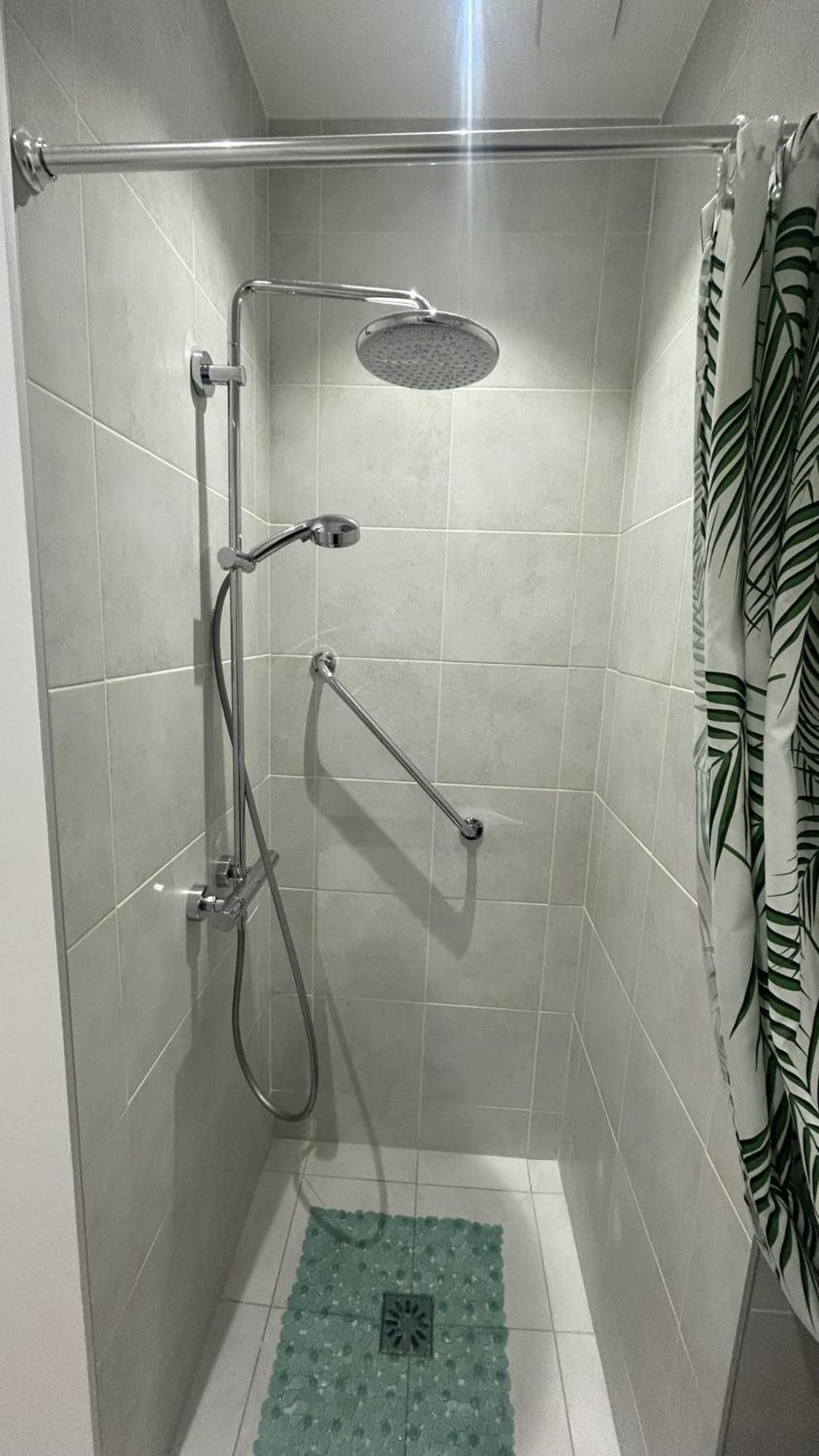 Grand Avec Patio A 14eme *