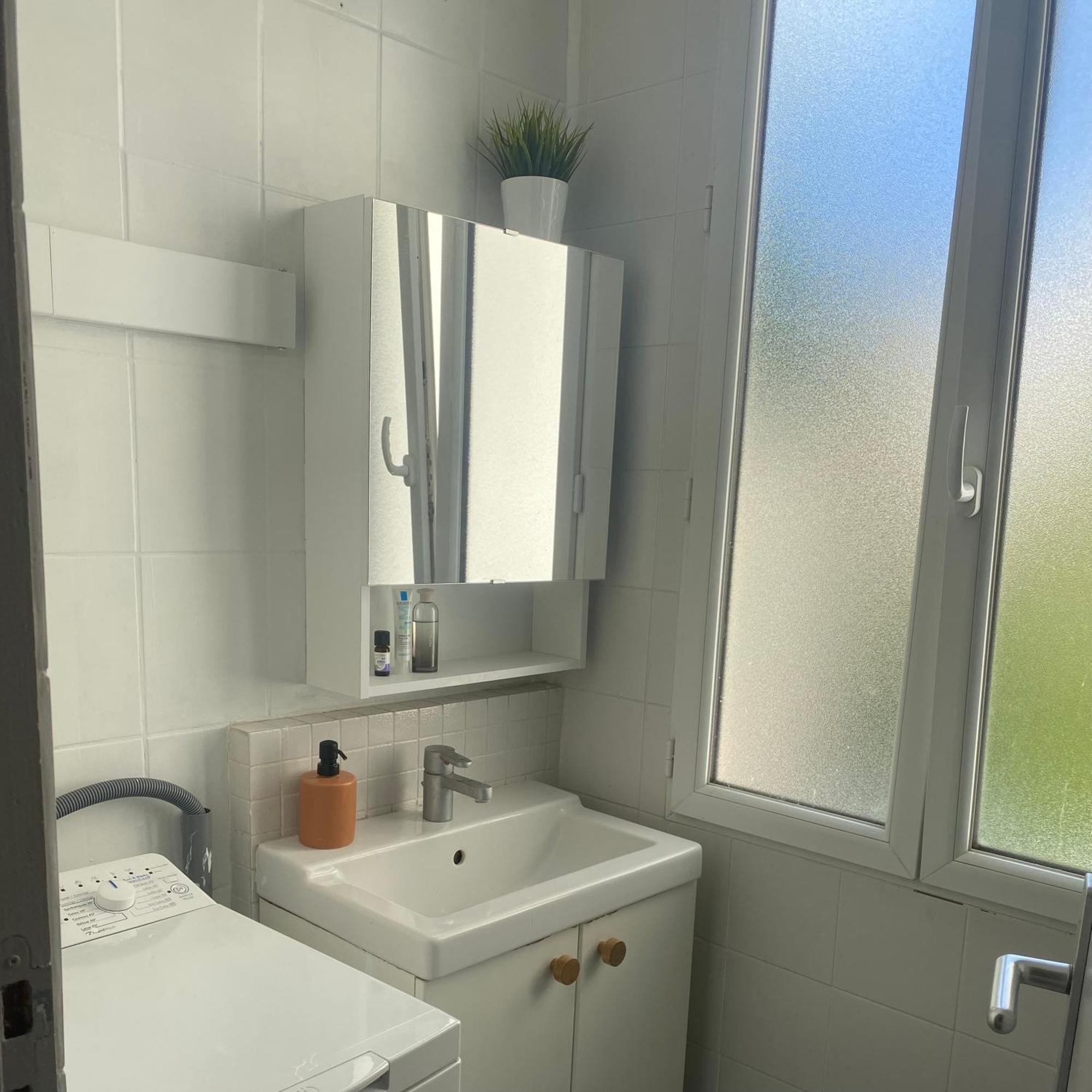 Studio Au Coeur De Montmartre Apartment *